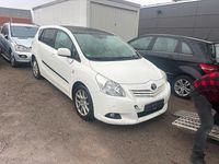 Gebraucht Toyota Verso 150 PS (110 kW) 2010 Weiß Van / Kleinbus