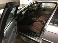 Gebraucht BMW 525 Basis 192 PS (141 kW) 1993 Silber Limousine