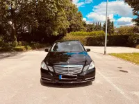 Gebraucht Mercedes E200 135 PS (99 kW) 2011 Schwarz Limousine