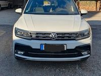 gebraucht VW Tiguan 2.0 TDI R-Line Head Up, PANO 176kW DSG