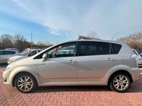 gebraucht Toyota Corolla Verso 2.2 Team*Klima*Tempomat*PDC*7Sitze