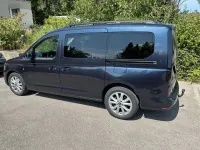 Gebraucht VW Caddy Maxi Dark Label 114 PS (83 kW) 2022 Blau Van / Kleinbus