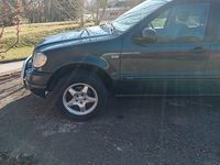 Gebraucht Mercedes ML320 218 PS (160 kW) 2000 Schwarz SUV
