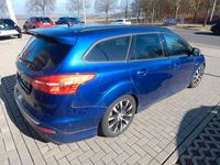 Gebraucht Ford Focus ST-Line 182 PS (133 kW) 2017 Blau Limousine