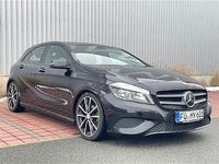 Gebraucht Mercedes A180 122 PS (89 kW) 2015 Schwarz Limousine