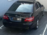 Gebraucht Mercedes E500 408 PS (300 kW) 2012 Schwarz Limousine