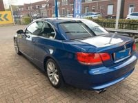 Gebraucht BMW 330 Cabriolet Sport Line 272 PS (200 kW) 2007 Blau Cabrio