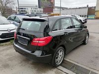 gebraucht Mercedes B200 (BlueEFFICIENCY) voll leder . LED . Tüv 2025/05