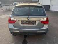Gebraucht BMW 325 218 PS (160 kW) 2005 Grau Kombi