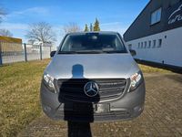 Gebraucht Mercedes Vito 163 PS (119 kW) 2022 Silber Van