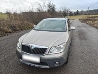 Gebraucht Skoda Octavia Scout 140 PS (102 kW) 2013 Kombi