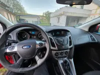 Gebraucht Ford Focus 101 PS (74 kW) 2014 Rot Kombi