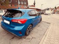 Gebraucht Ford Focus ST-Line 120 PS (88 kW) 2018 Blau Limousine