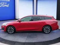 Gebraucht Ford Focus Titanium X 125 PS (91 kW) 2024 Fantasticrot metallic Kombi