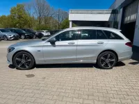 Gebraucht Mercedes 300 194 PS (142 kW) 2020 Iridiumsilber  metalliclack (metallic) Kombi