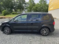 Gebraucht VW Touran Highline 105 PS (77 kW) 2010 Schwarz Van / Kleinbus