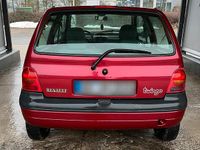 Gebraucht Renault Twingo 75 PS (55 kW) 2004 Rot Kleinwagen