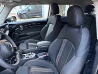 Gebraucht Mini Cooper SE Essential 135 kW (184 PS) 2023 Schwarz Kleinwagen