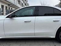 Gebraucht Mercedes E300 313 PS (230 kW) 2024 Weiß Limousine