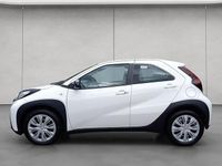 Neu Toyota Aygo X Business Edition 72 PS (52 kW) 2025 Weiß SUV