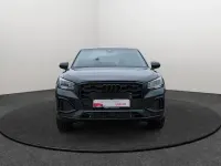 Neu Audi Q2 Advanced 150 PS (110 kW) 2026 Grau SUV