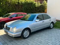 Gebraucht Mercedes E240 Avantgarde 170 PS (125 kW) 1998 Silber Limousine
