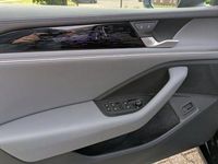 Gebraucht VW Passat Elegance 150 PS (110 kW) 2024 Schwarz Kombi