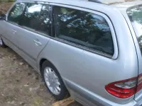 Gebraucht Mercedes E220 Classic 143 PS (105 kW) 2000 Silber Kombi