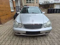 Gebraucht Mercedes C220 143 PS (105 kW) 2002 Silber Kombi