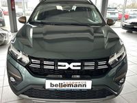 Neu Dacia Jogger Extreme 140 PS (102 kW) 2025 Grün Van / Kleinbus