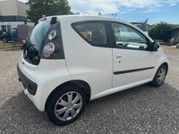 Gebraucht Citroën C1 Style 68 PS (50 kW) 2011 Weiß Kleinwagen