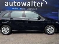 Gebraucht Mercedes B180 109 PS (80 kW) 2016 Schwarz Kleinwagen