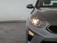Używany Kia Ceed Vision 120 KM (88 kW) 2019 Srebrny Hatchback