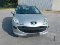 Gebraucht Peugeot 207 Tendance 95 PS (69 kW) 2007 Silber Limousine