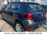 Gebraucht Dacia Sandero Acces 73 PS (53 kW) 2020 Blau marine Limousine