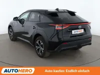Gebraucht Toyota bZ4X 150 kW (204 PS) 2023 Black onyx SUV