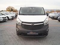 Gebraucht Opel Vivaro 118 PS (86 kW) 2018 Weiß Van / Kleinbus