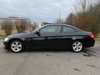 gebraucht BMW 320 E92 i Coupé