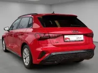 Gebraucht Audi A3 S-Line 150 PS (110 kW) 2024 Rot Limousine
