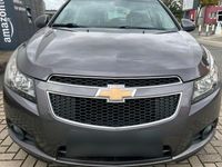 Gebraucht Chevrolet Cruze 140 PS (102 kW) 2013 Grau Kleinwagen