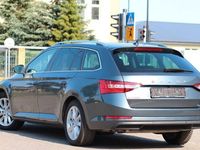 Gebraucht Skoda Superb Style 156 PS (114 kW) 2020 Grau Kombi