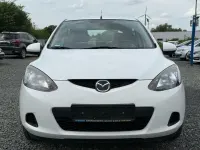 Gebraucht Mazda 2 Independence 75 PS (55 kW) 2008 Weiß Kleinwagen