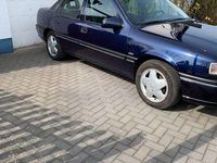 Occasion Opel Vectra 90 ch (66 kW) 1995 Bleue Berline
