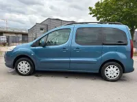 Gebraucht Peugeot Partner Tepee Allure 120 PS (88 kW) 2013 Blau kyanos Van / Kleinbus