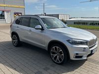 gebraucht BMW X5 xDrive40d - Vollauslastung