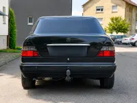 Gebraucht Mercedes 230 Sportline 132 PS (97 kW) 1990 Blau Limousine