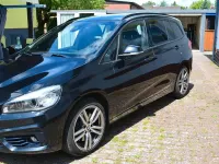 Gebraucht BMW 220 Gran Tourer Performance 190 PS (139 kW) 2015 Schwarz Van / Kleinbus