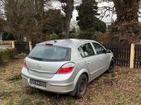 Gebraucht Opel Astra Edition 105 PS (77 kW) 2005 Silber Limousine