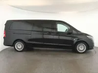 Gebraucht Mercedes Vito 190 PS (139 kW) 2024 Obsidianschwarz Van