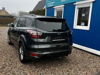Gebraucht Ford Kuga ST-Line 179 PS (131 kW) 2018 Grün SUV
